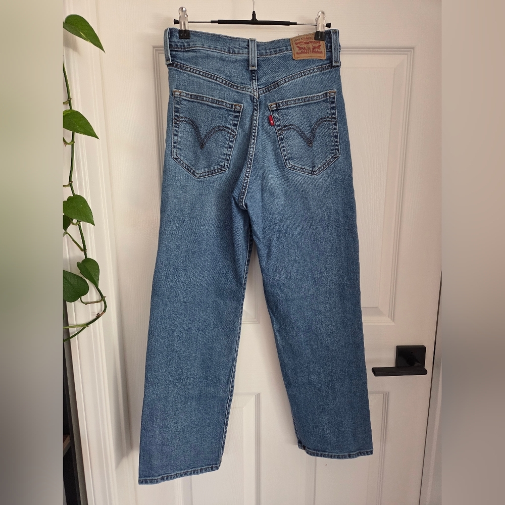 Levi's Ribcage Straight Jeans - Picture 2 of 5